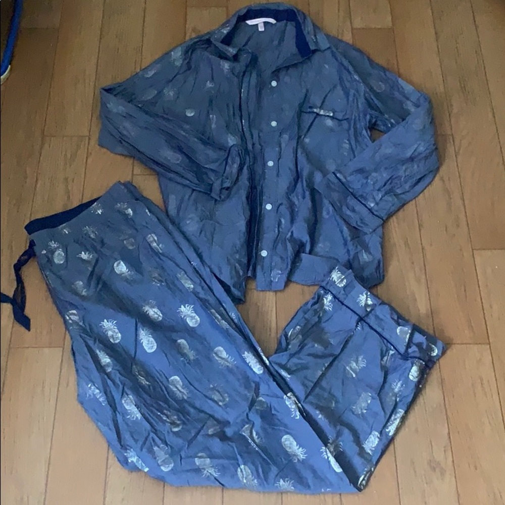Victoria’s Secret pajama pant set pineapple L